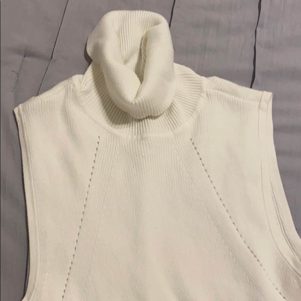 White House black market white turtle neck sweater
